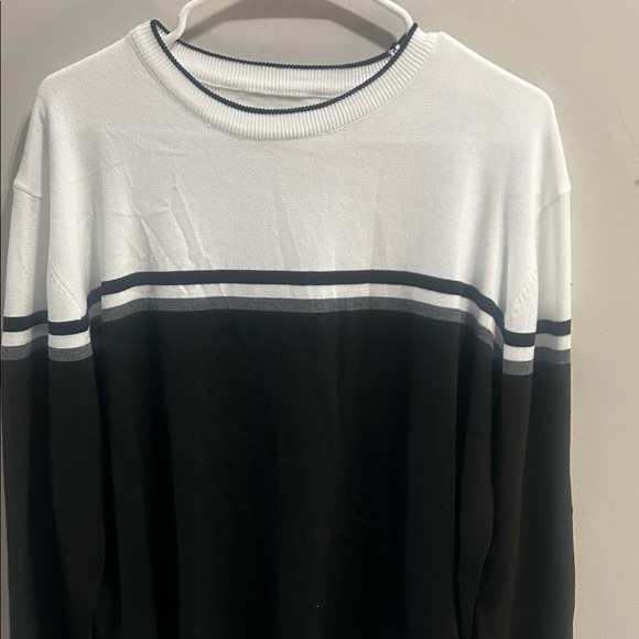 Classic Black and White Men's Sweatshirt - Picture 6 of 7